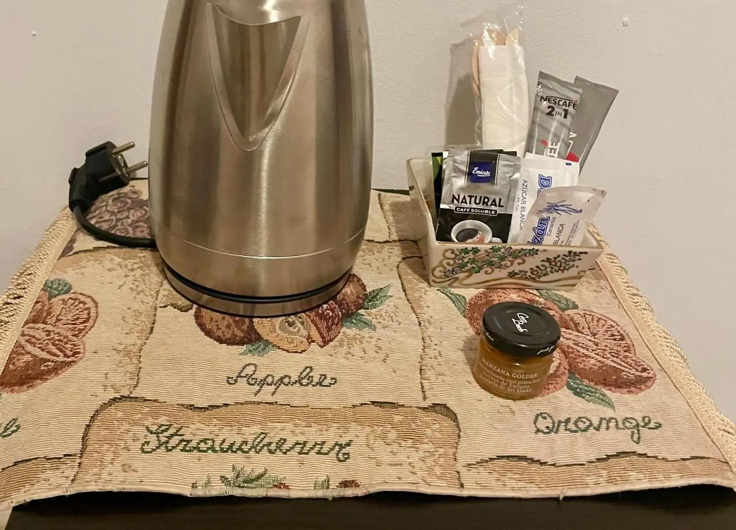 Homestay Habitacion Doble Con Bano Entrada Privada Para Huespedes San Bartolome  Spain